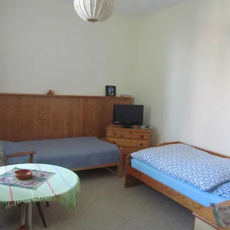 An Der Kirche * Gross Wokern