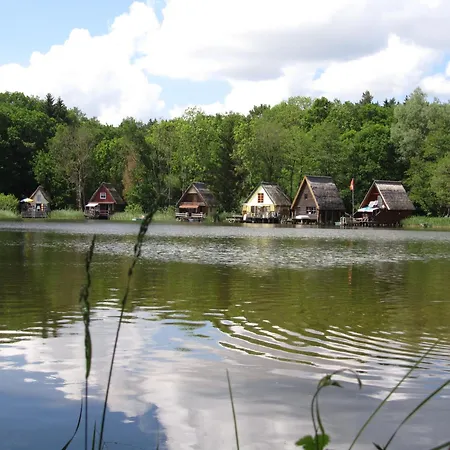 ホームステイ An Der Kirche Gross Wokern